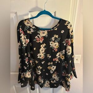 Vince Camuto Black Floral Top